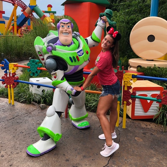 Meet your Posher, Alexa - Picture 3 of 3